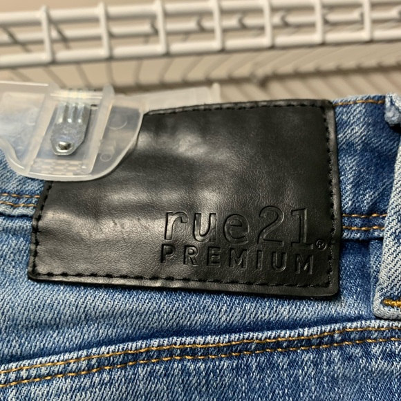 jeans - Picture 3 of 4